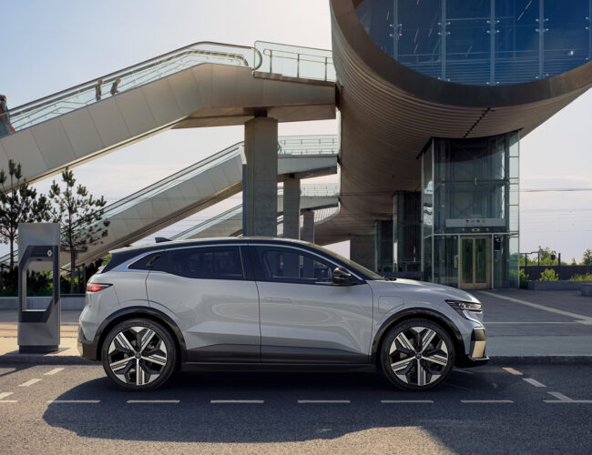NEW WORK: RENAULT MEGANE E-TECH