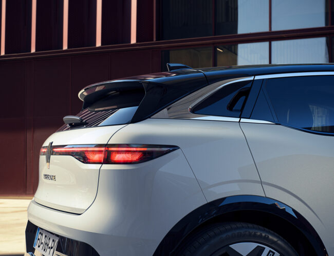 NEW WORK: RENAULT MEGANE E-TECH