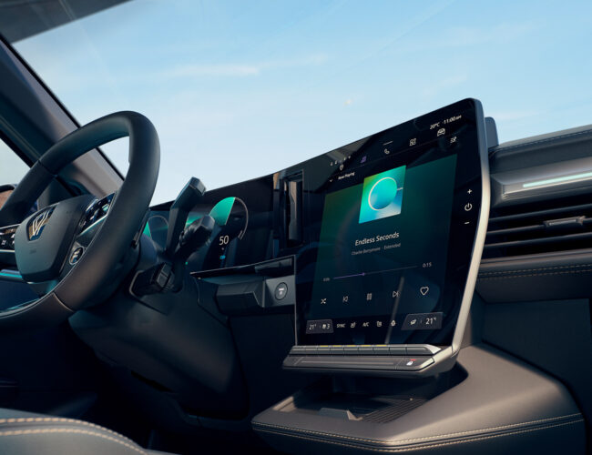 NEW WORK: RENAULT MEGANE E-TECH