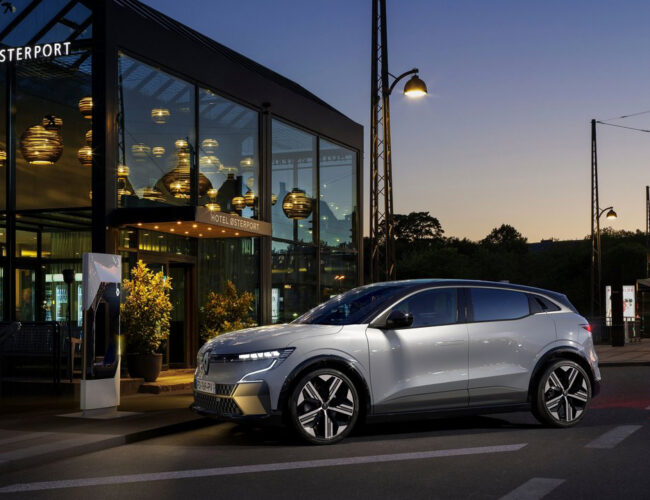 NEW WORK: RENAULT MEGANE E-TECH