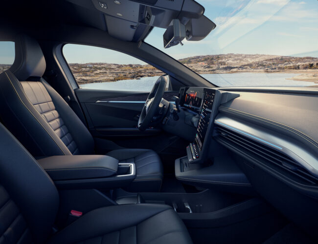 NEW WORK: RENAULT MEGANE E-TECH
